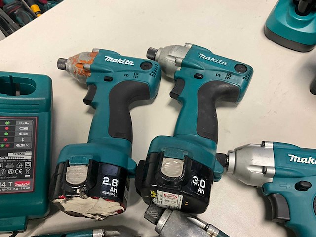 Makita 6916fd accu slagschroevendraaier (5x) - afbeelding 2 van  8