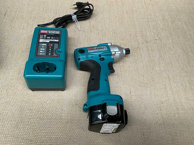 Makita 6916fd accu slagschroevendraaier - afbeelding 3 van  4