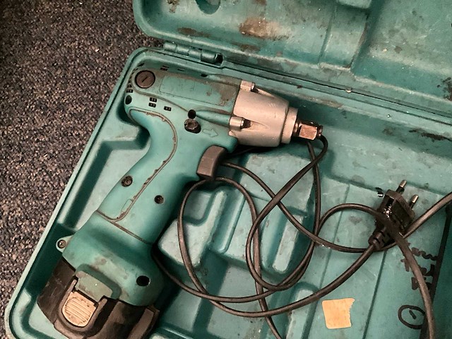 Makita 6918 fd accu slagmoersleutel - afbeelding 3 van  7