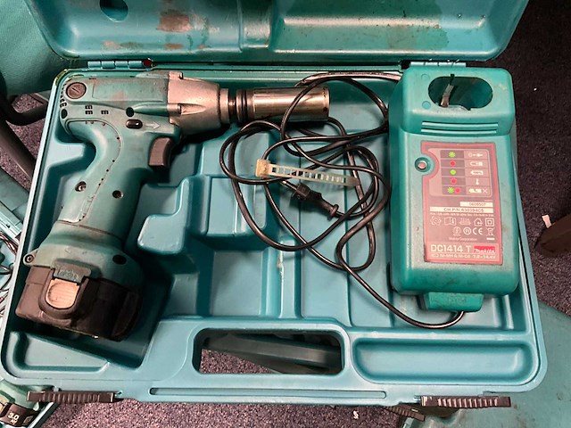 Makita 6918 fd accu slagmoersleutel - afbeelding 1 van  9