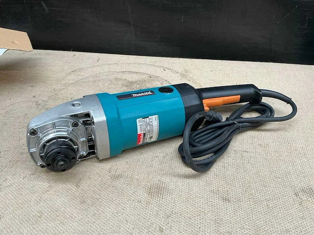 Makita 9059 haakse slijpmachine - afbeelding 1 van  5