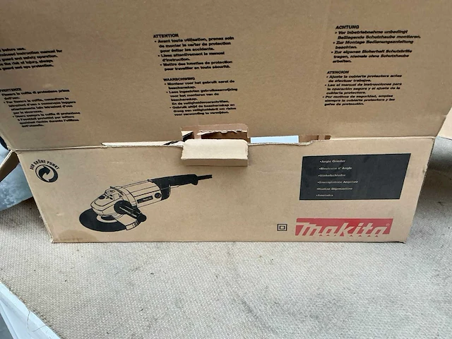 Makita 9059 haakse slijpmachine - afbeelding 4 van  5