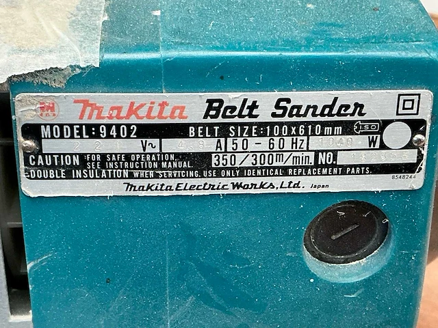 Makita 9402 bandschuurmachine - afbeelding 2 van  4