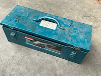 Makita 9558h haakse slijpmachine - afbeelding 4 van  4