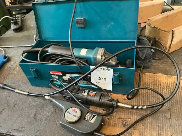Makita 9558hnr haakse slijper - afbeelding 1 van  5