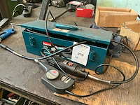 Makita 9558hnr haakse slijper - afbeelding 4 van  5