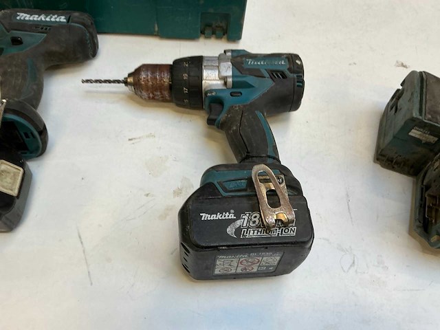 Makita accu-boormachine (3x) - afbeelding 6 van  10