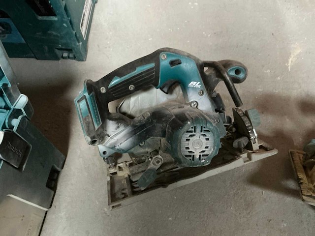 Makita accu-invalzaag (2x) - afbeelding 3 van  6