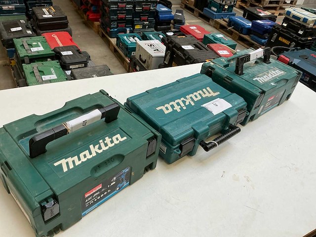 Makita accu-schroefboormachine (3x) - afbeelding 8 van  8