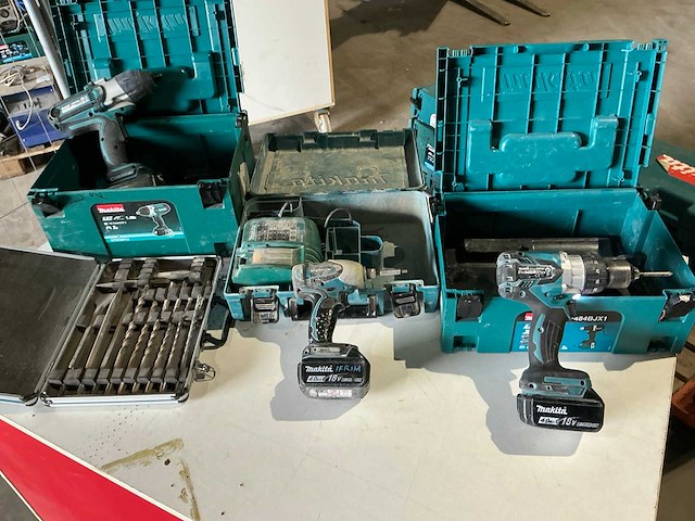 Makita accugereedschap (3x) - afbeelding 1 van  9