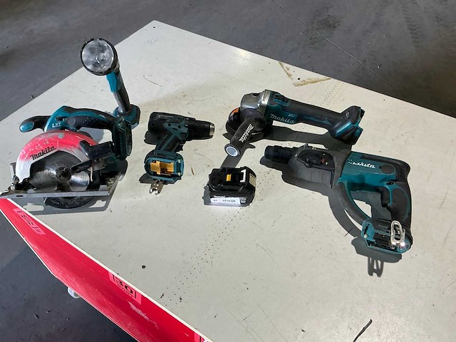 Makita accugereedschap (5x) - afbeelding 1 van  15