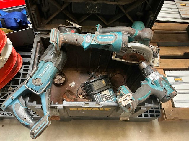 Makita accugereedschappen (4x) - afbeelding 1 van  6
