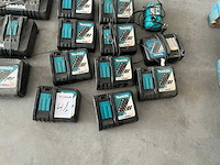 Makita acculaders - afbeelding 3 van  3