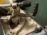 Makita afkortzaag op tafel - afbeelding 7 van  8