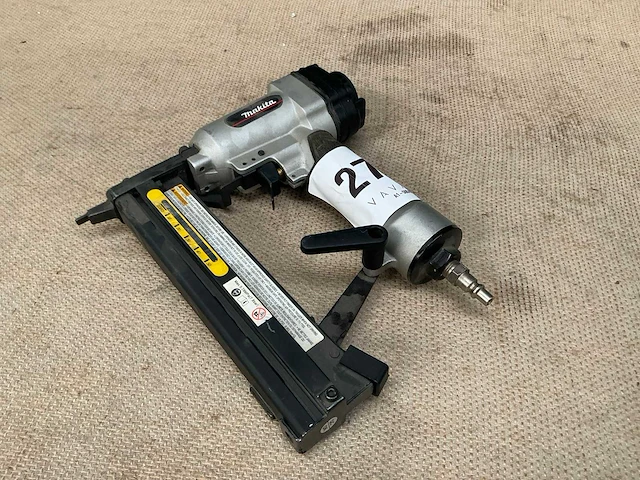 Makita at638 pneumatische tacker - afbeelding 1 van  3