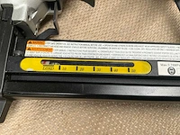 Makita at638 pneumatische tacker - afbeelding 4 van  7