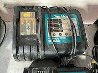 Makita batterijlader (3x) - afbeelding 4 van  4