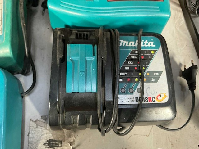 Makita batterijlader (5x) - afbeelding 5 van  6