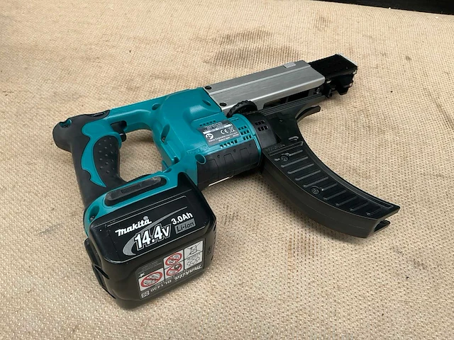 Makita bfr540 bandschroefmachine - afbeelding 2 van  7