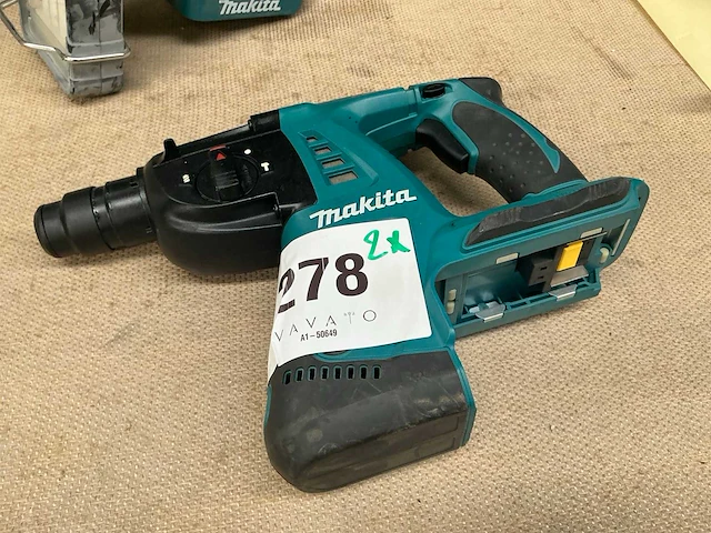 Makita bhr261 / bml360 boormachine en led draaglamp - afbeelding 2 van  8