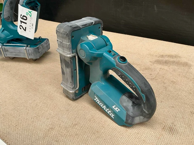 Makita bml360 accu draaglamp (2x) - afbeelding 3 van  5