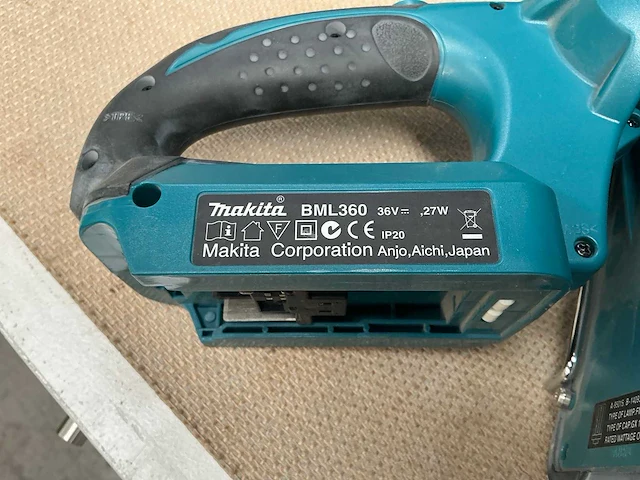Makita bml360 accu draaglamp (2x) - afbeelding 5 van  5