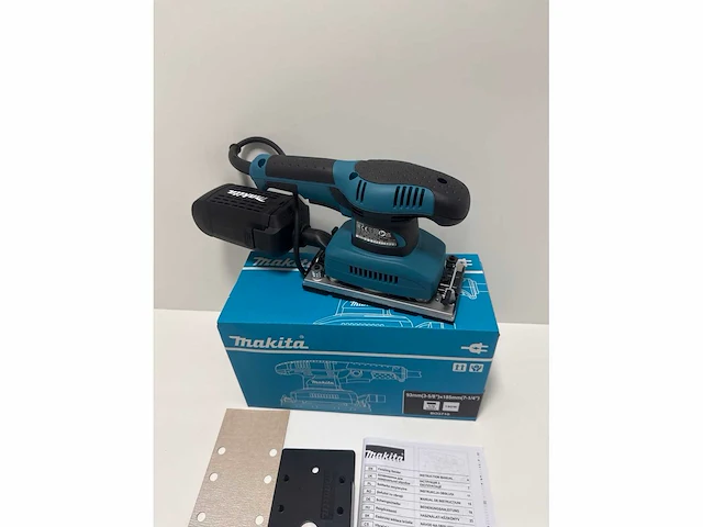 Makita bo3710 vlakschuurmachine - afbeelding 3 van  3
