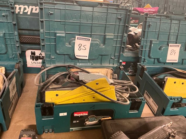 Makita bo4900vj vlakschuurmachine - afbeelding 4 van  4