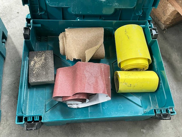 Makita bo7311 vlakschuurmachines - afbeelding 5 van  5