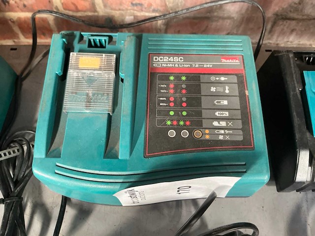 Makita / bosch batterijlader (5x) - afbeelding 3 van  7