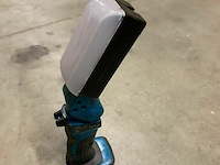 Makita bouwlamp 18v. dml801 - afbeelding 1 van  3