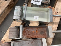 Makita breekhamer en lijmverdeelbak (3x) - afbeelding 8 van  9