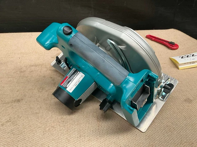 Makita bsr730 cirkelzaagmachine - afbeelding 2 van  7