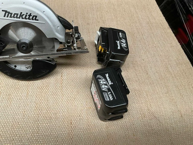 Makita bss500 accu afkortzaag - afbeelding 3 van  5