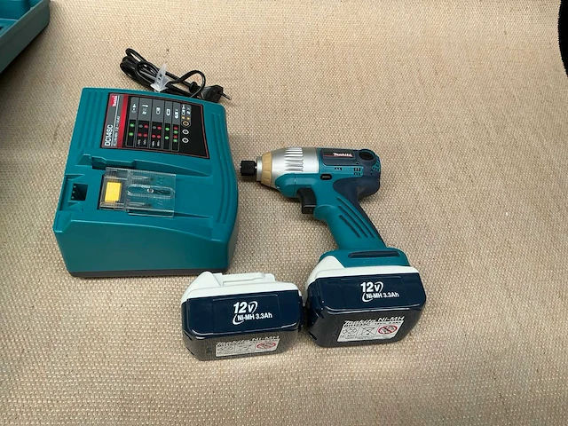 Makita btd123f accu slagschroevendraaier - afbeelding 1 van  4