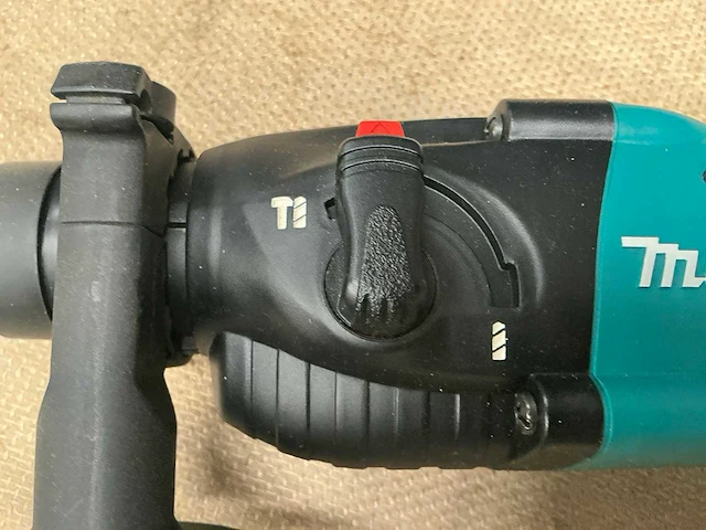 Makita btw200 / bhr162 slagmoersleutel en boormachine - afbeelding 11 van  11