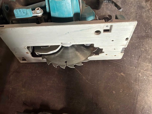 Makita cirkelzaag, klopboormachine - afbeelding 10 van  11