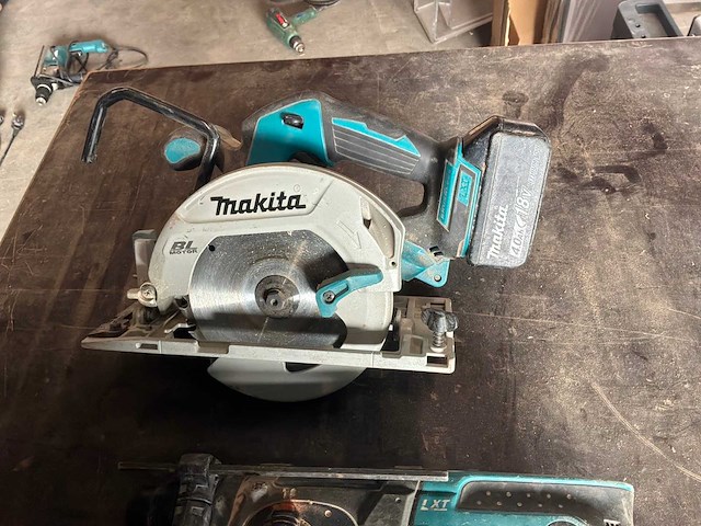 Makita cirkelzaag, klopboormachine - afbeelding 6 van  11