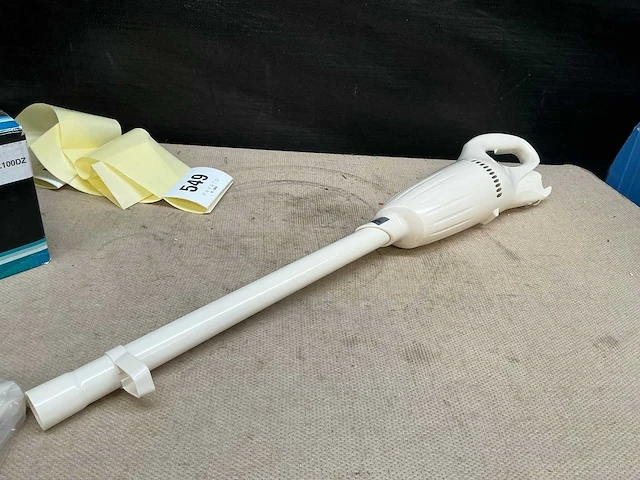 Makita cl100dz handstofzuiger (4x) - afbeelding 2 van  7