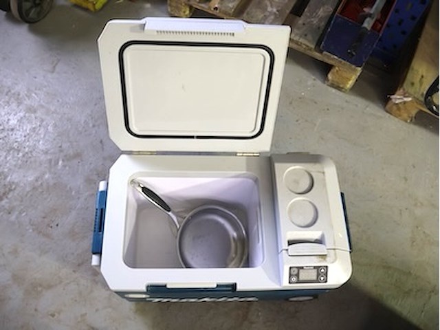 Makita cool en warmer box - afbeelding 6 van  7