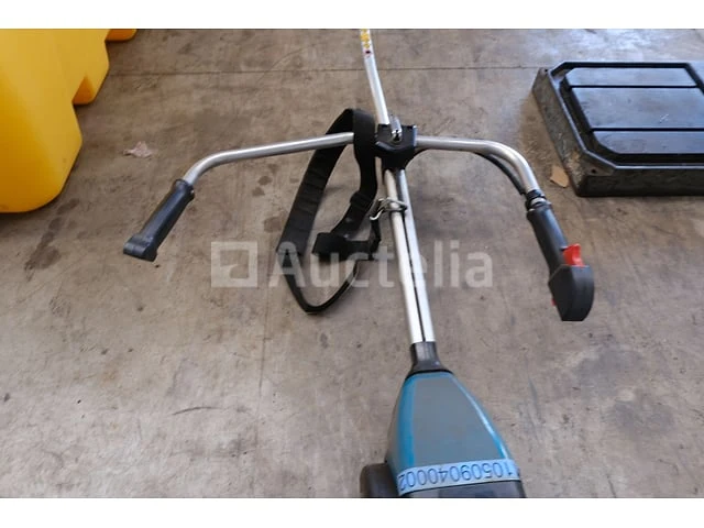 Makita dbc290 benzine bosmaaier - afbeelding 1 van  7