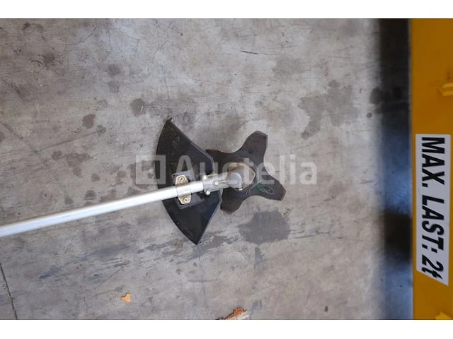 Makita dbc290 benzine bosmaaier - afbeelding 6 van  7