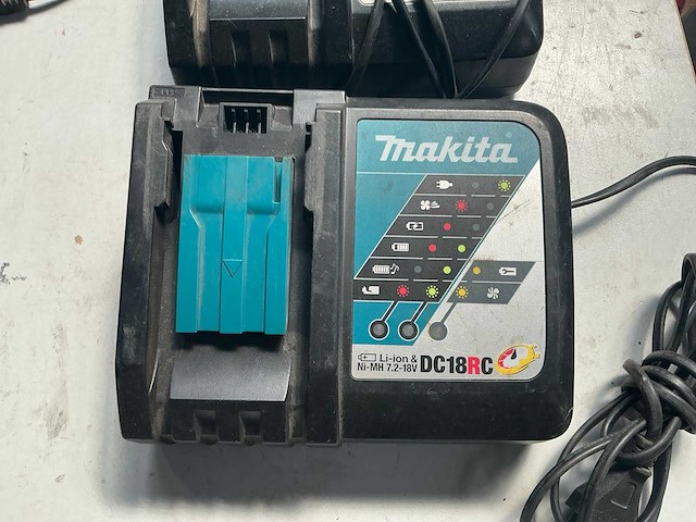 Makita dc18rc accu lader (3x) - afbeelding 2 van  3