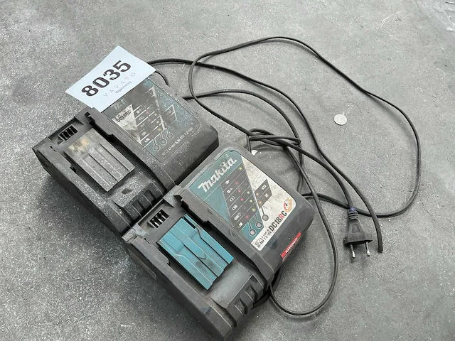Makita dc18rc acculader (2x) - afbeelding 2 van  4