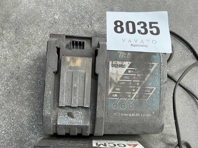 Makita dc18rc acculader (2x) - afbeelding 3 van  4