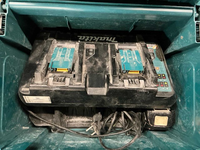 Makita dc18rd acculader (3x) - afbeelding 1 van  3