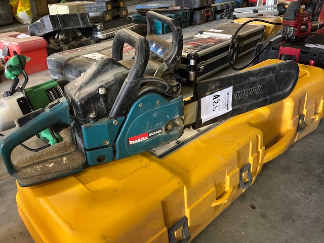 Makita dcs430 kettingzaag - afbeelding 1 van  3