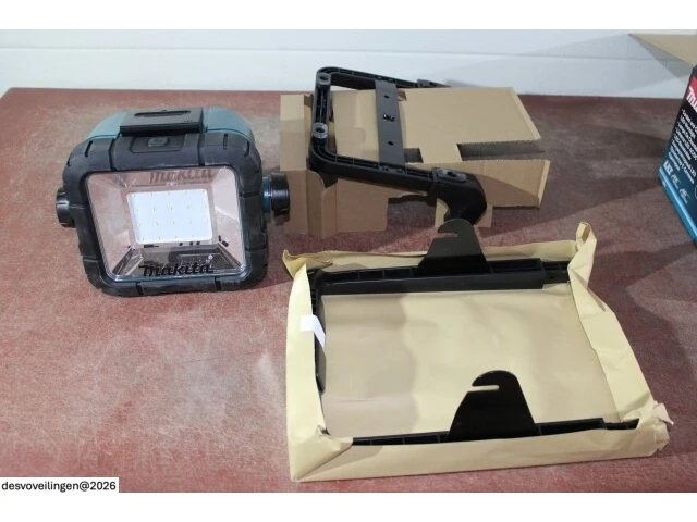 Makita deadml805 ledlamp lxt® - afbeelding 3 van  3