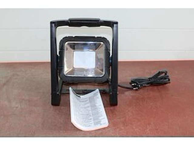Makita deadml805 ledlamp lxt® - afbeelding 1 van  3