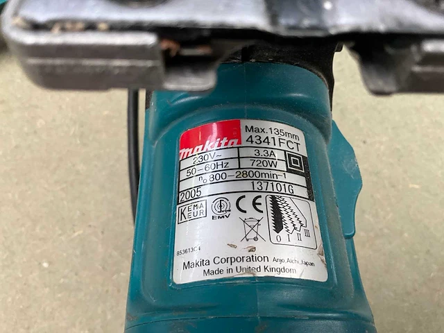 Makita decoupeerzaag (2x) en knabbelaar - afbeelding 4 van  7